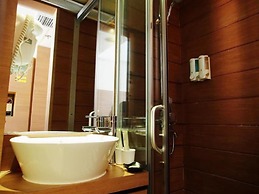 Bluejay Residences