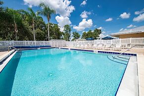 Buttonwood Bay RV Resort