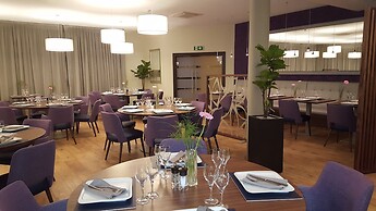 Threeland Hotel