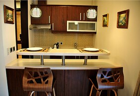 Dolphin Royal Suites