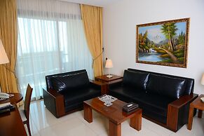Dolphin Royal Suites