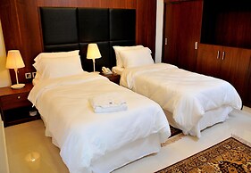 Dolphin Royal Suites