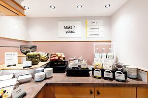 Garner Hotel Bremen North by IHG