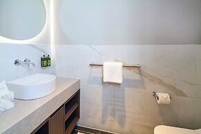 Cheval Phoenix House at Sloane Square