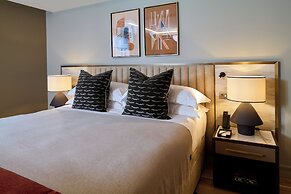 Cheval Phoenix House at Sloane Square