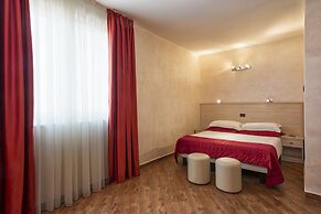 Simon Hotel