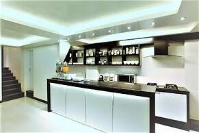 Clover Hotel City Center