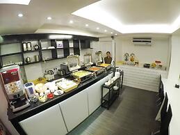 Clover Hotel City Center