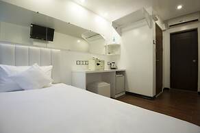 Clover Hotel City Center