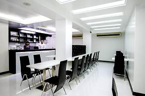 Clover Hotel City Center