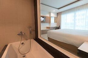 Chanalai Hillside Resort, Karon Beach