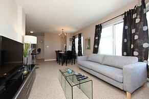 Corporate Stays 50 Laurier Apartment