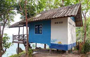 AmaresA Resort & Skybar