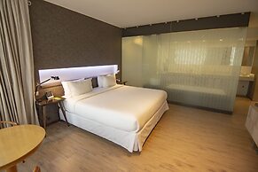 Radisson Blu Plaza El Bosque Santiago