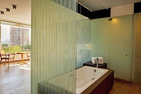 Radisson Blu Plaza El Bosque Santiago