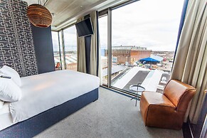 DoubleTree by Hilton Hotel Amsterdam - NDSM Wharf