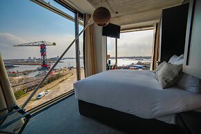 DoubleTree by Hilton Hotel Amsterdam - NDSM Wharf