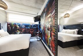 DoubleTree by Hilton Hotel Amsterdam - NDSM Wharf