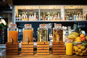 DoubleTree by Hilton Hotel Amsterdam - NDSM Wharf