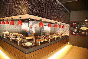 Lykia Botanika Beach & Fun Club