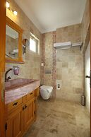 Kemerlihan Deluxe Hotel