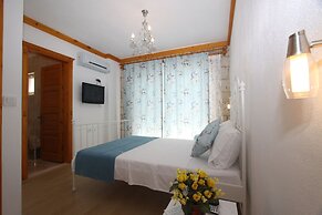 Kemerlihan Deluxe Hotel