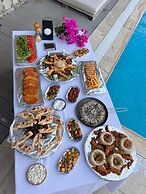 Kemerlihan Deluxe Hotel