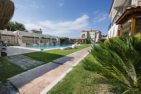 Kemerlihan Deluxe Hotel