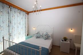 Kemerlihan Deluxe Hotel