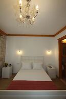 Kemerlihan Deluxe Hotel