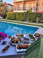 Kemerlihan Deluxe Hotel