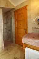 Kemerlihan Deluxe Hotel