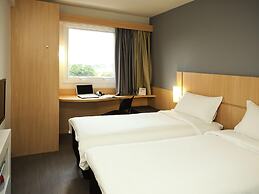 Ibis Cascavel