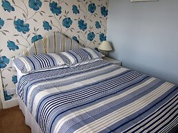 Black Swan Guest House