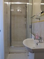Black Swan Guest House