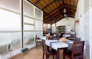 Maple Suites Serviced Apartments