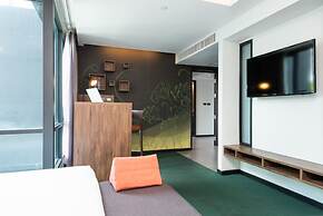 Maitria Mode Sukhumvit 15 Bangkok