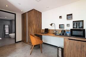 Maitria Mode Sukhumvit 15 Bangkok