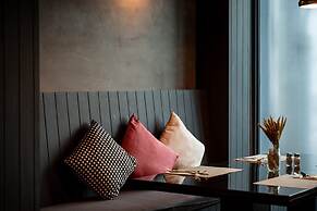 Maitria Mode Sukhumvit 15 Bangkok