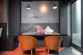 Maitria Mode Sukhumvit 15 Bangkok