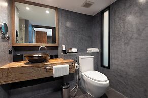 Maitria Mode Sukhumvit 15 Bangkok