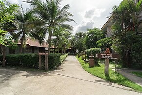 Maikaew Damnoen Resort