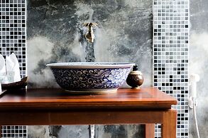 Maikaew Damnoen Resort