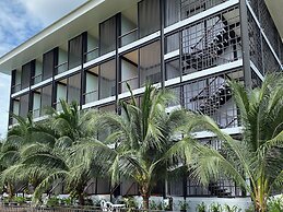 Maikaew Damnoen Resort