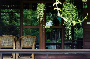 Maikaew Damnoen Resort