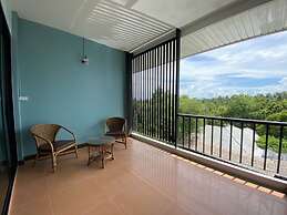 Maikaew Damnoen Resort