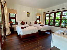 Maikaew Damnoen Resort