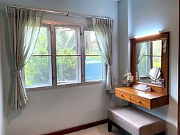 Maikaew Damnoen Resort