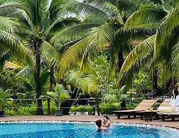 Maikaew Damnoen Resort