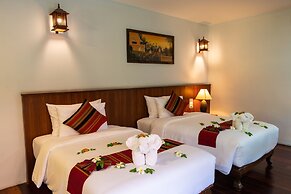 Maikaew Damnoen Resort